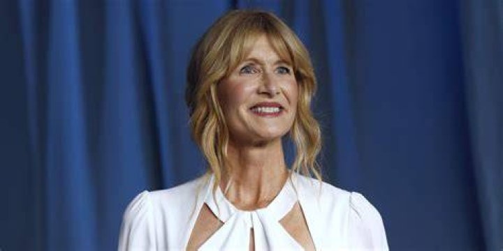 Is Laura Dern Gay? Get More Information!