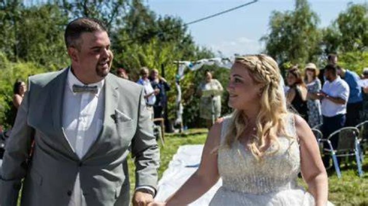 
Is Lisa Heuser Gabriel Clemens Wife? Details About Their Relationship 