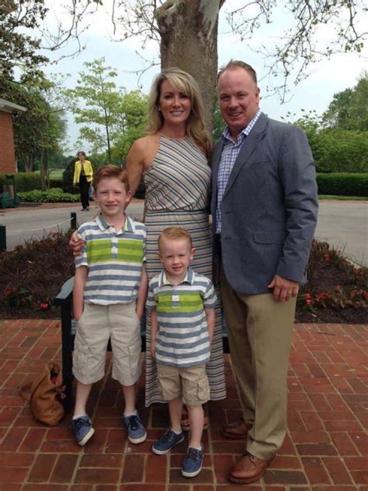 Is Mark Stoops Married to Wife? Or Dating a Girlfriend?