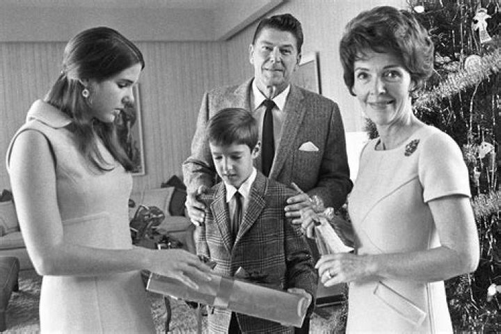 Is Ron Reagan Related To President Reagan | Family And Net Worth