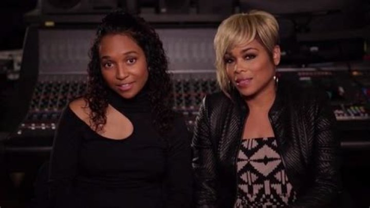 Is T-BOZ Pregnant In 2022 -Weight Gain Or Baby Bump, Children -Chase Anela Rolison