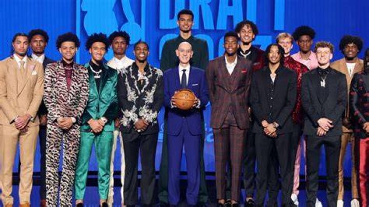 Jabari Smith Has A Secret Girlfriend Who Could Be There In NBA Draft 2022