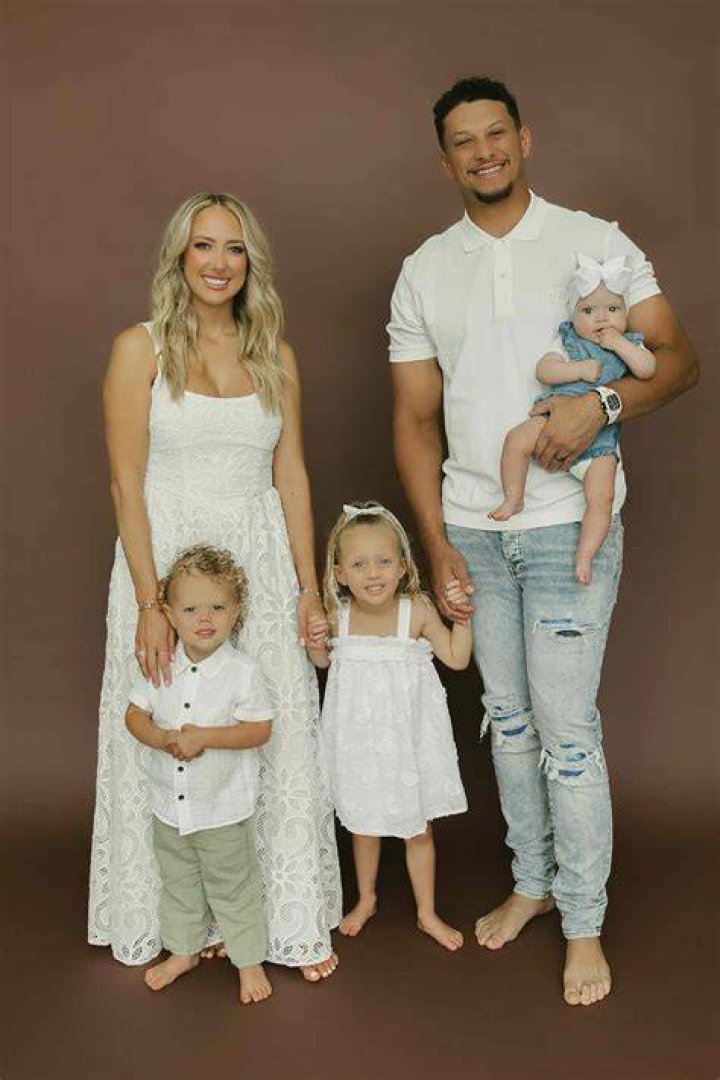 Jake Delhomme Wife Keri Melancon Raised Two Daughters Lauren and Lindsey Delhomme