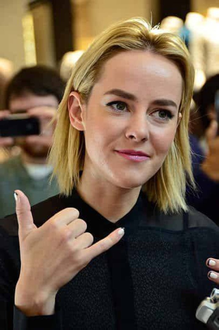 
Jena Malone Height, Weight, Net Worth, Age, Birthday, Wikipedia, Who, Nationality, Biography 