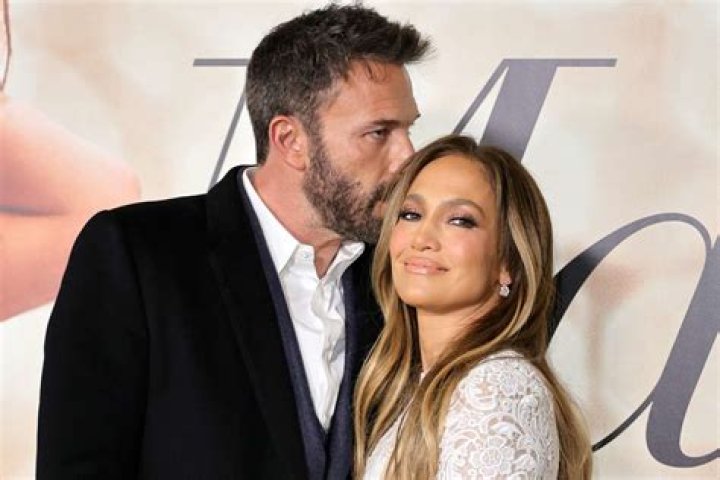 
Jennifer Lopez Wears ‘Jennifer & Ben’ Necklace in Sweet Nod to Husband Ben Affleck 