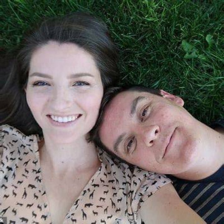 Jenny Appleford Obituary: Cause Of Death Explore As YouTuber Passed Away