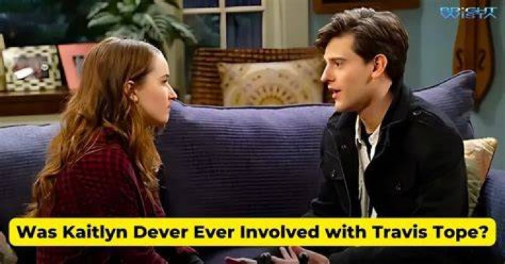 Kaitlyn Dever Relationship: Who Is She Dating? Sexuality- Gay Rumors Explained