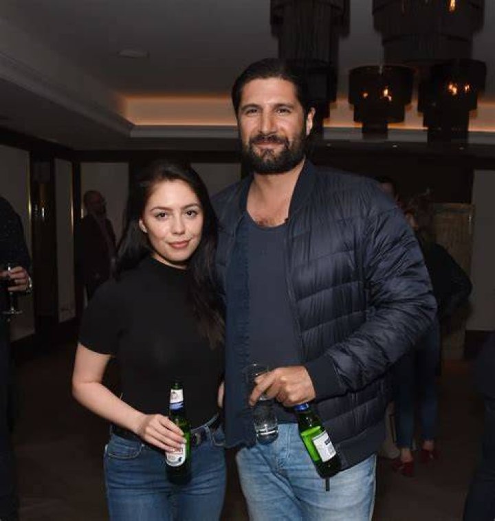 Kayvan Novak is Married to Wife: Talitha Stone. Kids.