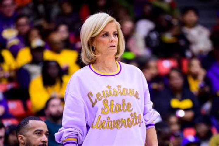
Kim Mulkey Net Worth 2022 – Salary As Head Coach Of Louisiana State University 