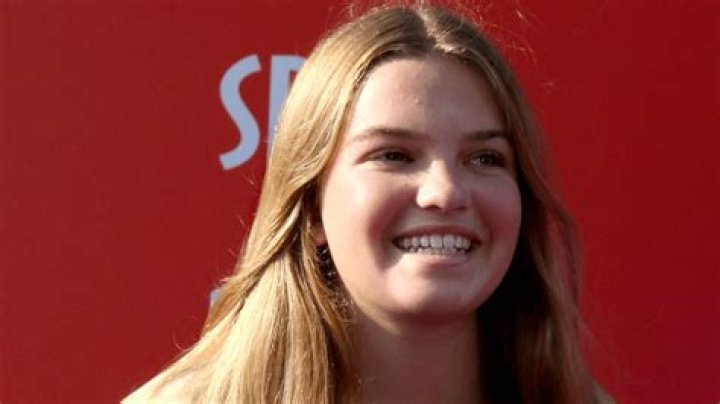 Laurel Stucky Height, Weight, Net Worth, Age, Birthday, Wikipedia, Who, Instagram, Biography