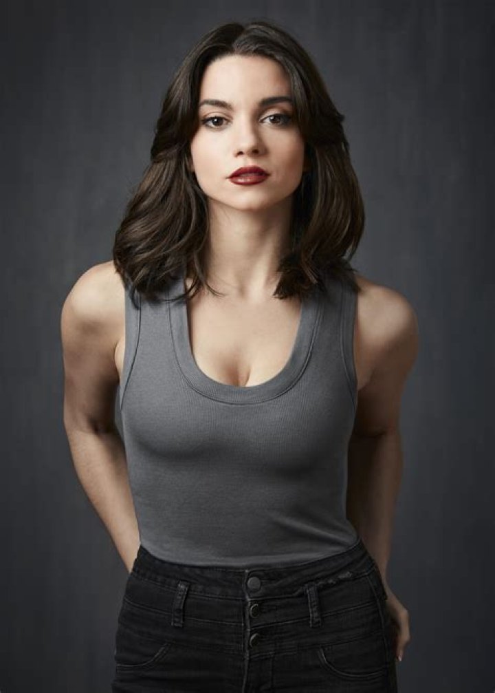 Lauren Lavera Height, Weight, Net Worth, Age, Birthday, Wikipedia, Who, Instagram, Biography