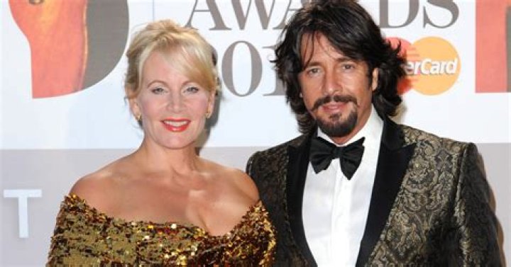 
Laurence Llewelyn-Bowen Age, Birthday, Wikipedia, Who, Nationality, Biography 
