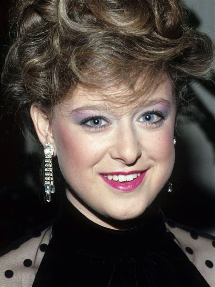 Lauri Hendler Height, Weight, Net Worth, Age, Birthday, Wikipedia, Who, Instagram, Biography