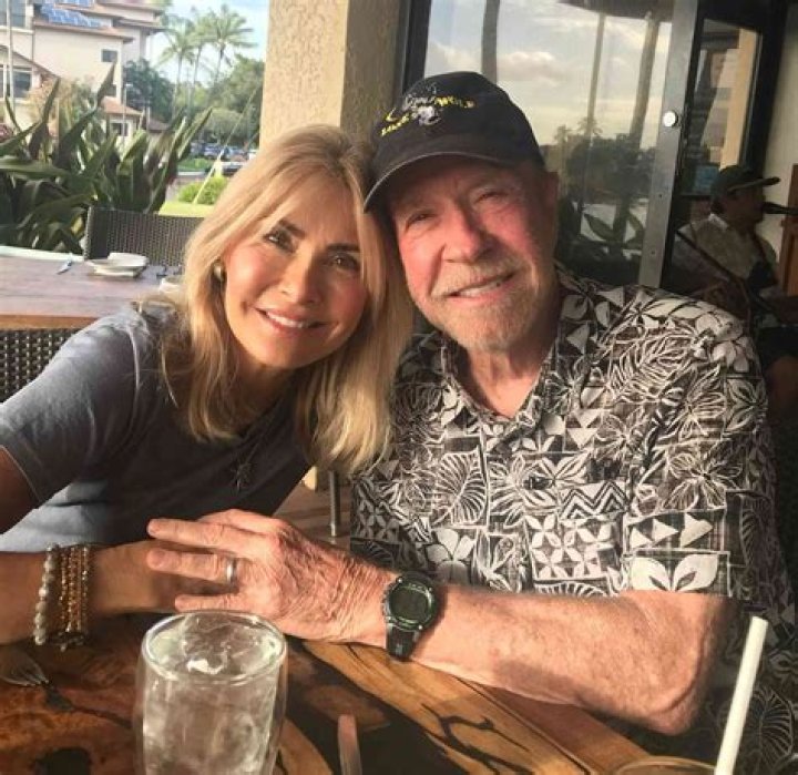 
Leigh Foster – Ian Foster’s Wife Age And Instagram Photos 