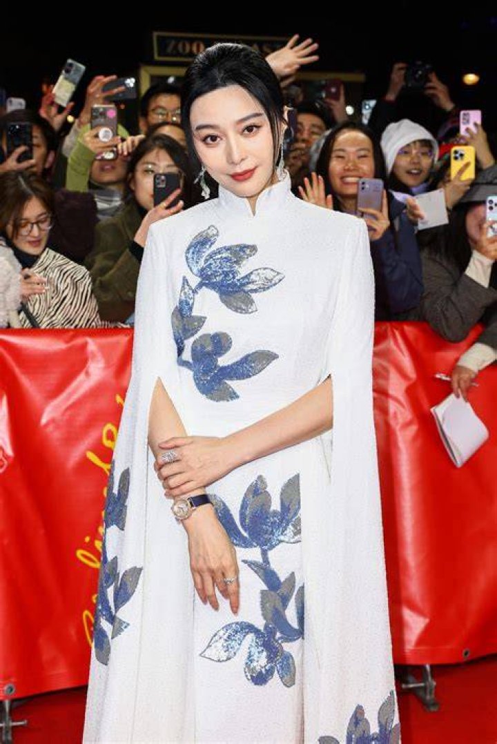 Li Bingbing Height, Age, Boyfriend, Biography, Wiki, Net Worth