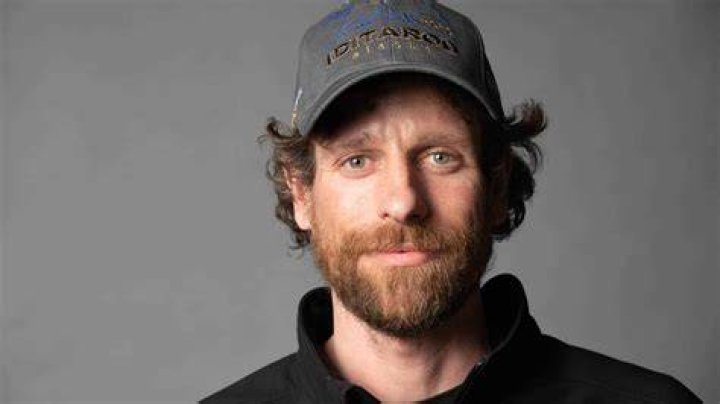 Life Below Zero Cast Height, Weight, Net Worth, Age, Birthday, Wikipedia, Who, Nationality, Biography