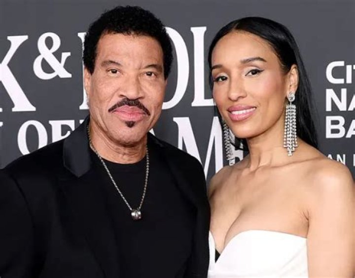 Lionel Richie Height, Weight, Net Worth, Age, Birthday, Wikipedia, Who, Nationality, Biography