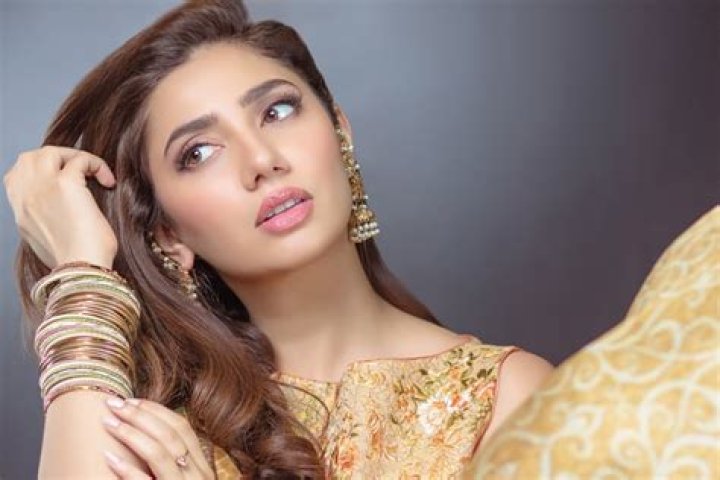 Mahira Hafeez Khan Height, Weight, Net Worth, Age, Birthday, Wikipedia, Who, Instagram, Biography
