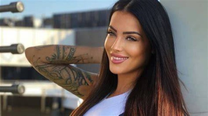 
Maja Janeska Death: How Did Celebrity Make-Up Artist Die? Meet Her boyfriend Kyle Phillips 