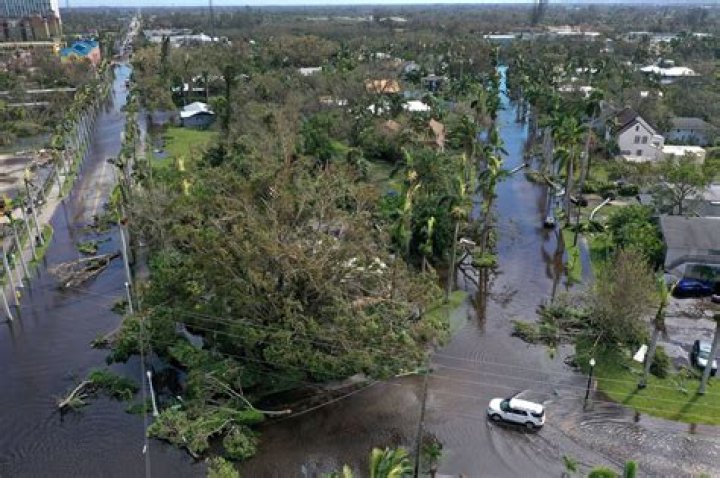 
Man Who Tried to Drain Pool During Hurricane Ian Is Among Deaths Confirmed as Toll Continues to Rise 