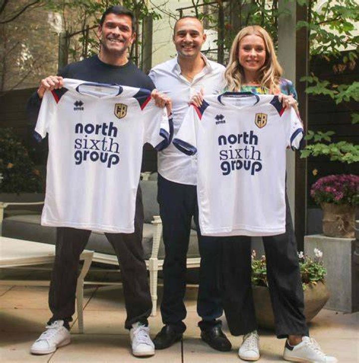 
Mark Consuelos, Ryan Seacrest Celebrate Kelly Ripa’s 52nd Birthday: ‘So Proud of You’ 