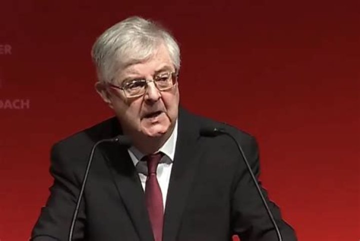 
Mark Drakeford Height, Weight, Net Worth, Age, Birthday, Wikipedia, Who, Instagram, Biography 