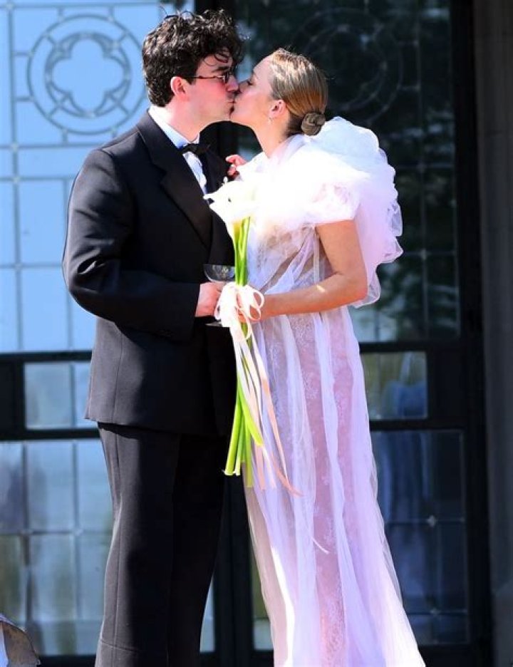 
Meet Chloë Sevigny’s Husband Siniša Mačković Wedding Photos & More 