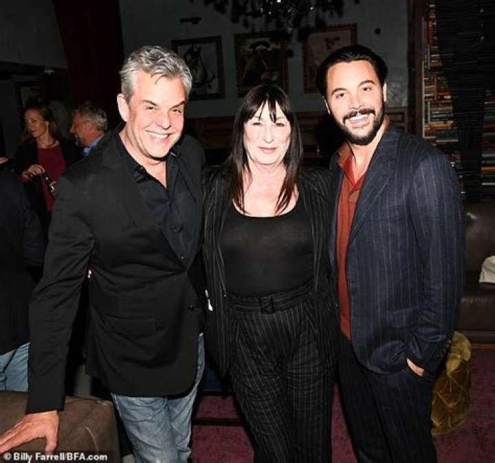 
Meet Matthew Huston And Laura Huston, Jack Huston Siblings Parents And Family 