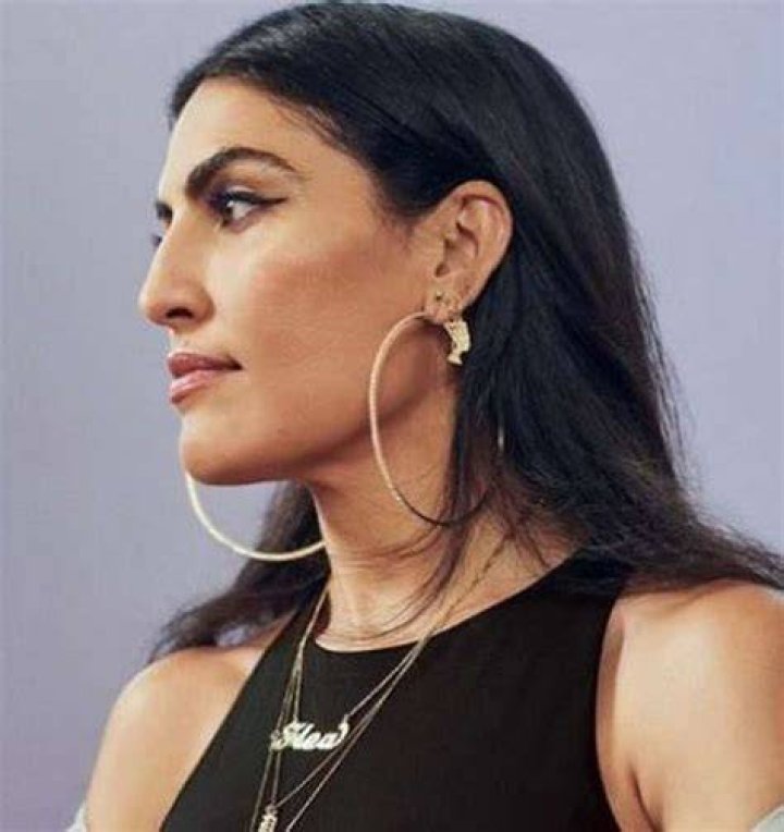Melody Ehsani Height, Weight, Net Worth, Age, Birthday, Wikipedia, Who, Instagram, Biography