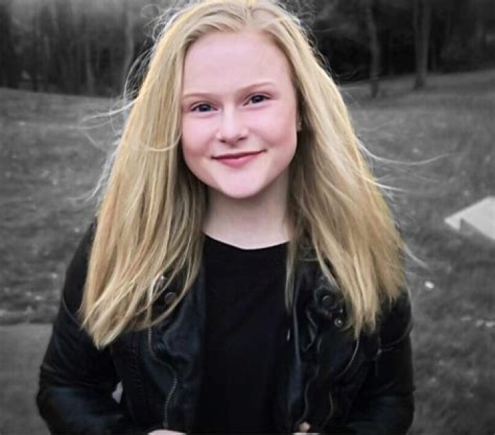 Mia Dinoto Height, Weight, Net Worth, Age, Birthday, Wikipedia, Who, Instagram, Biography