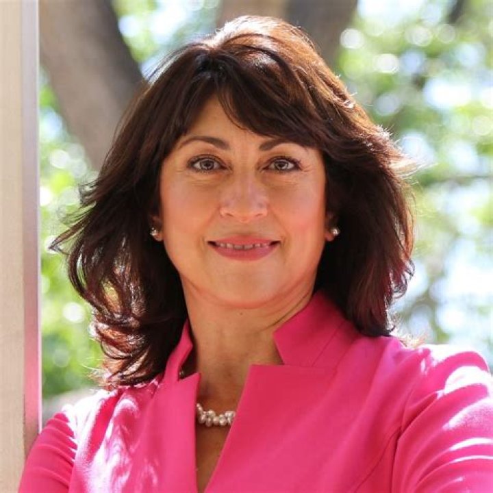Michelle Garcia Holmes Height, Weight, Net Worth, Age, Wiki, Who, Instagram, Biography