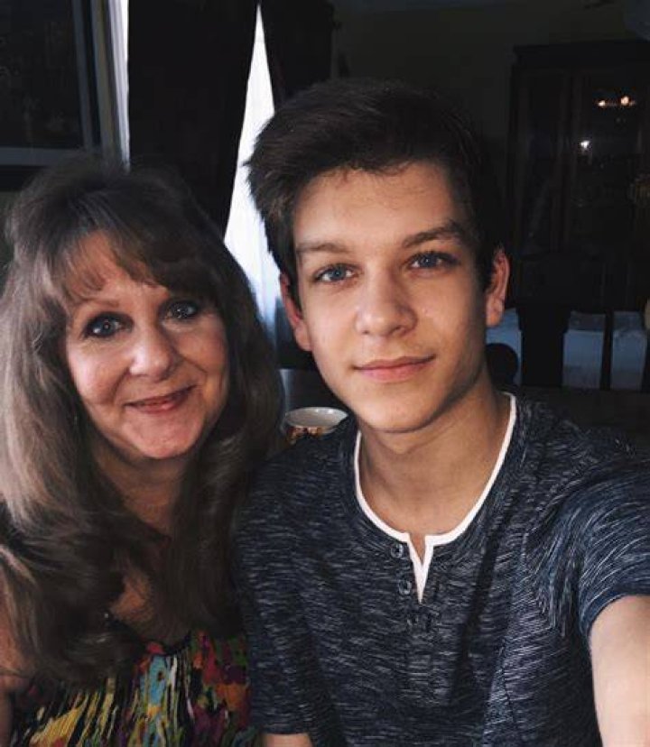 
Nathan Triska Height, Weight, Net Worth, Age, Wiki, Who, Instagram, Biography 