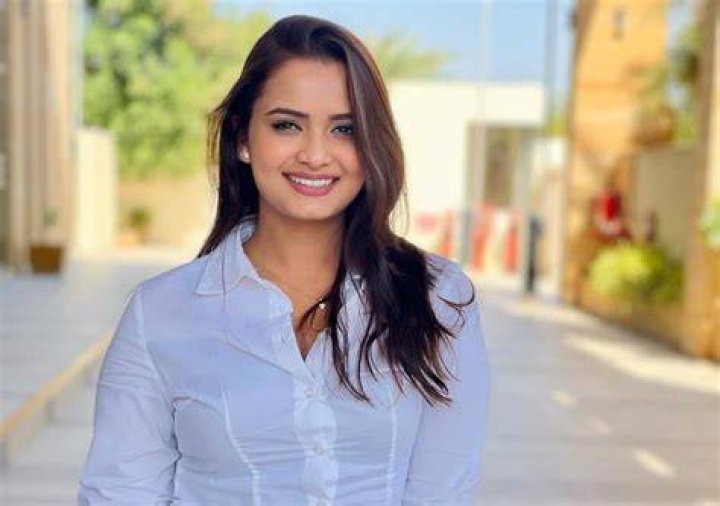 Neelam Gill Height, Weight, Net Worth, Age, Birthday, Wikipedia, Who, Instagram, Biography