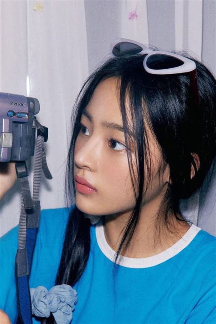 
NewJeans’s Minji Shares Her Experience As A Chanel Brand Ambassador 
