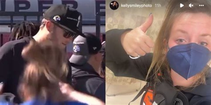 
NFL Photographer Kelly Smiley Racist Tweets And Falls Video On Reddit- Is She Homophobic? 