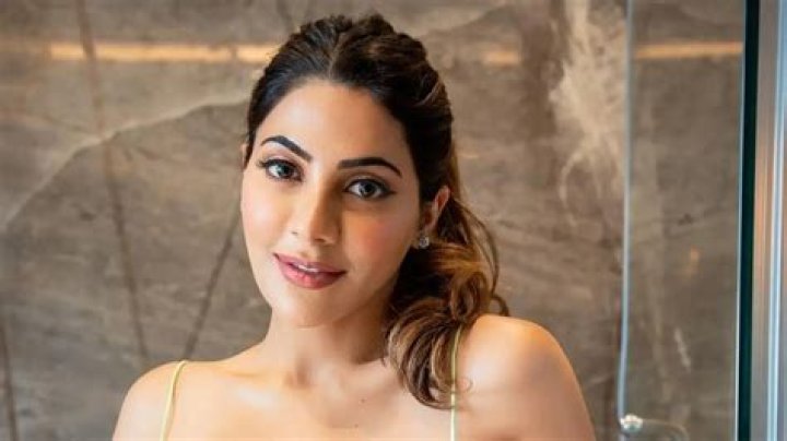 
Nikki Tamboli Height, Weight, Net Worth, Age, Birthday, Wikipedia, Who, Nationality, Biography 