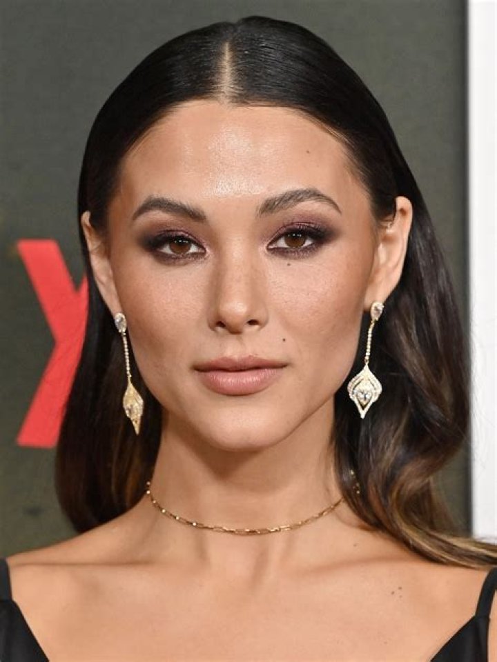 Noa Fisher Height, Weight, Net Worth, Age, Wiki, Who, Instagram, Biography
