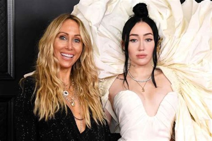 
Noah Cyrus Admits There Was A Time She Didn’t Want To Live, Speaks Candidly About Her Battle With Addiction 