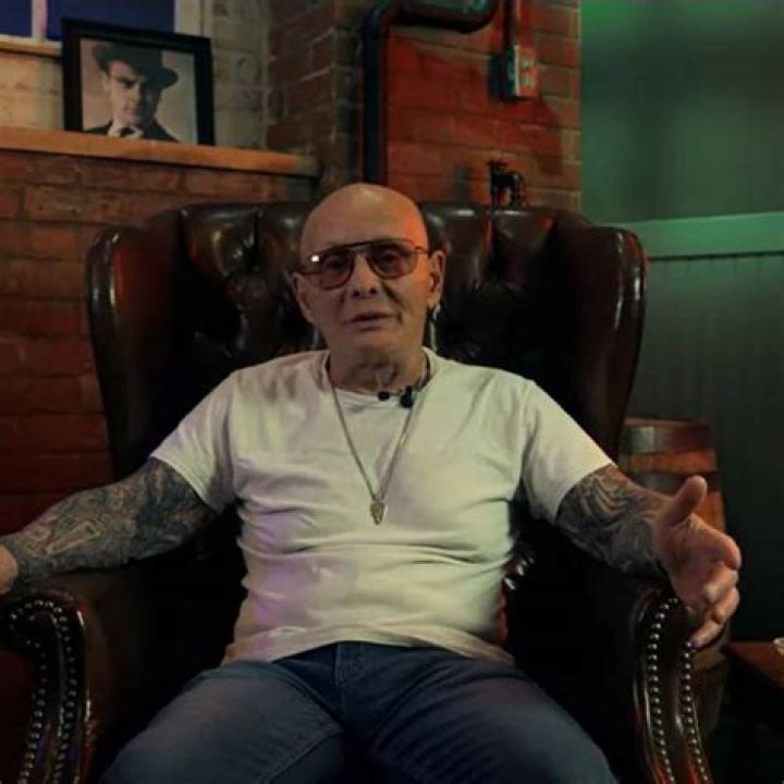 Pacho Bull Height, Weight, Net Worth, Age, Birthday, Wikipedia, Who, Nationality, Biography