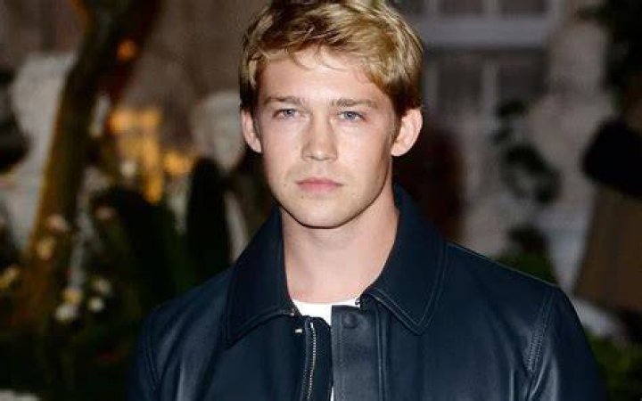 Patrick Alwyn Age, Birthday, Wikipedia, Who, Nationality, Biography
