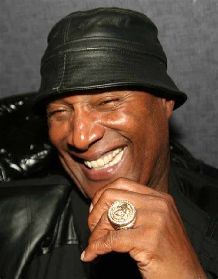 
Paul Mooney was married to ex-wife Yvonne Mooney 