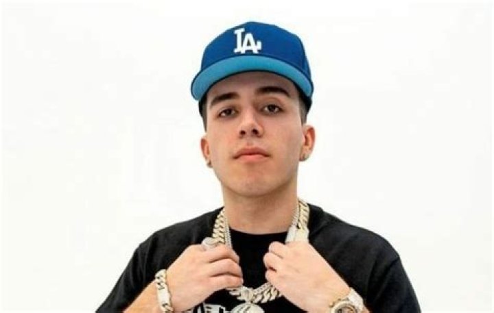 
Rayito Height, Weight, Net Worth, Age, Birthday, Wikipedia, Who, Nationality, Biography 