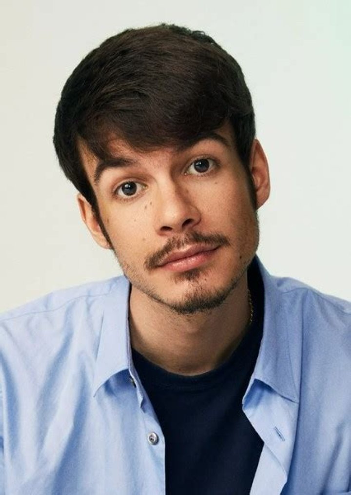 Rex Orange County Height, Weight, Net Worth, Age, Birthday, Wikipedia, Who, Instagram, Biography