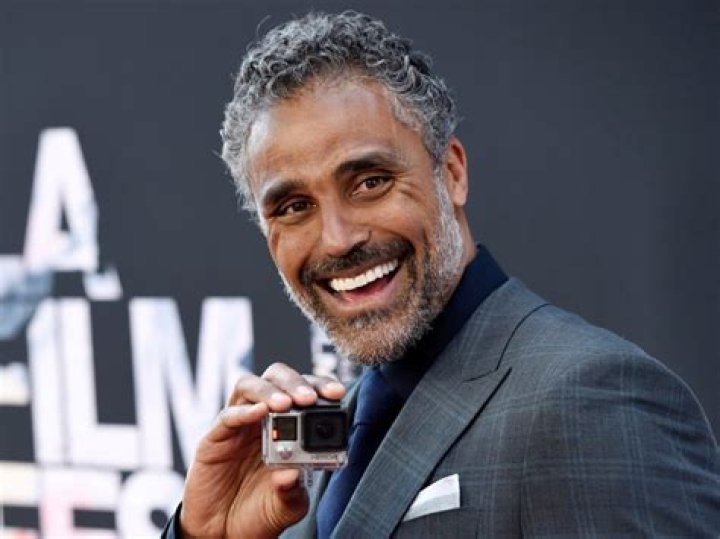 
Rick Fox Height, Weight, Net Worth, Age, Birthday, Wikipedia, Who, Nationality, Biography 
