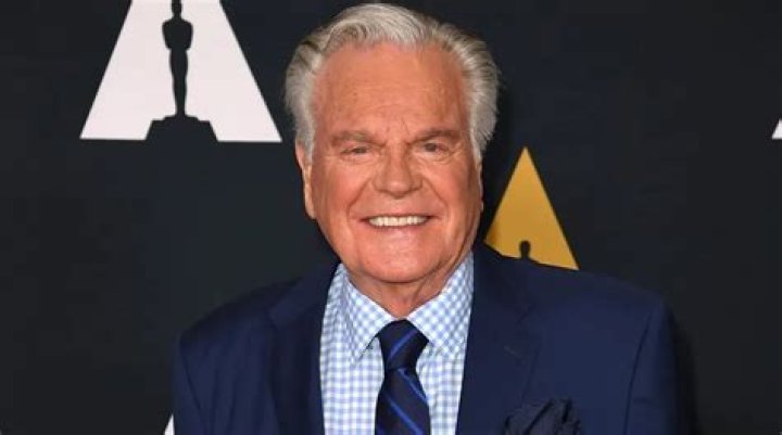 Robert Wagner Height, Weight, Net Worth, Age, Birthday, Wikipedia, Who, Nationality, Biography