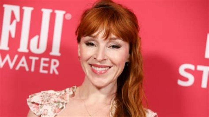 Ruth Connell Height, Weight, Net Worth, Age, Birthday, Wikipedia, Who, Nationality, Biography