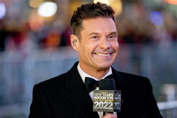 
Ryan Seacrest Hosts 18th Year of ‘Dick Clark’s New Year’s Rockin’ Eve’ as Countdown Heads to Disneyland 