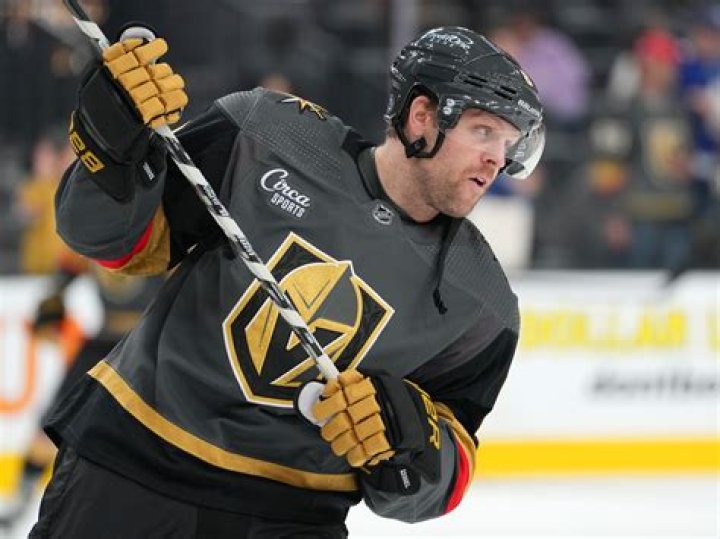 
Sandra Pereira’s biography : Phil Kessel’s kids 