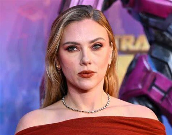 Scarlett Johansson Height, Weight, Net Worth, Age, Birthday, Wikipedia, Who, Nationality, Biography