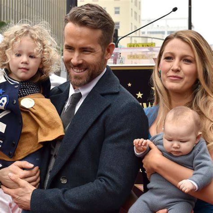 
Scott Ryan is Married to Wife: Helen Ryan. Kids. 
